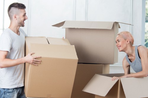 Packing and transport help for a same day move in Shepherds Bush