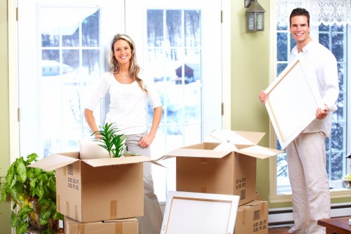 Van transport support for homes and businesses near Shepherds Bush