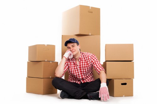 Moving truck service for flats, houses, and offices in Shepherds Bush